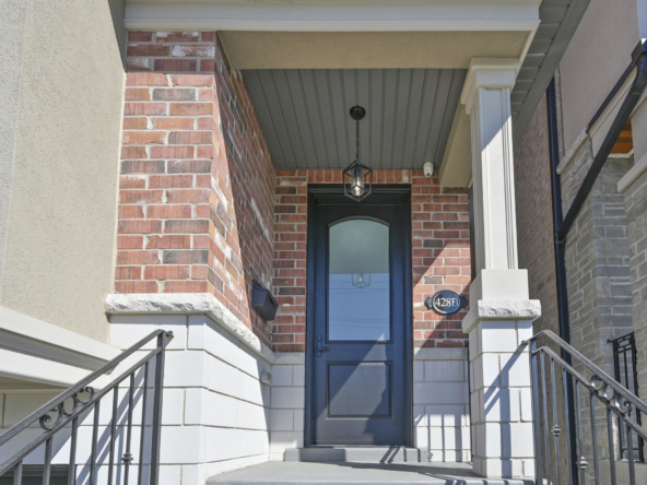 428B Valermo Drive - Entrance