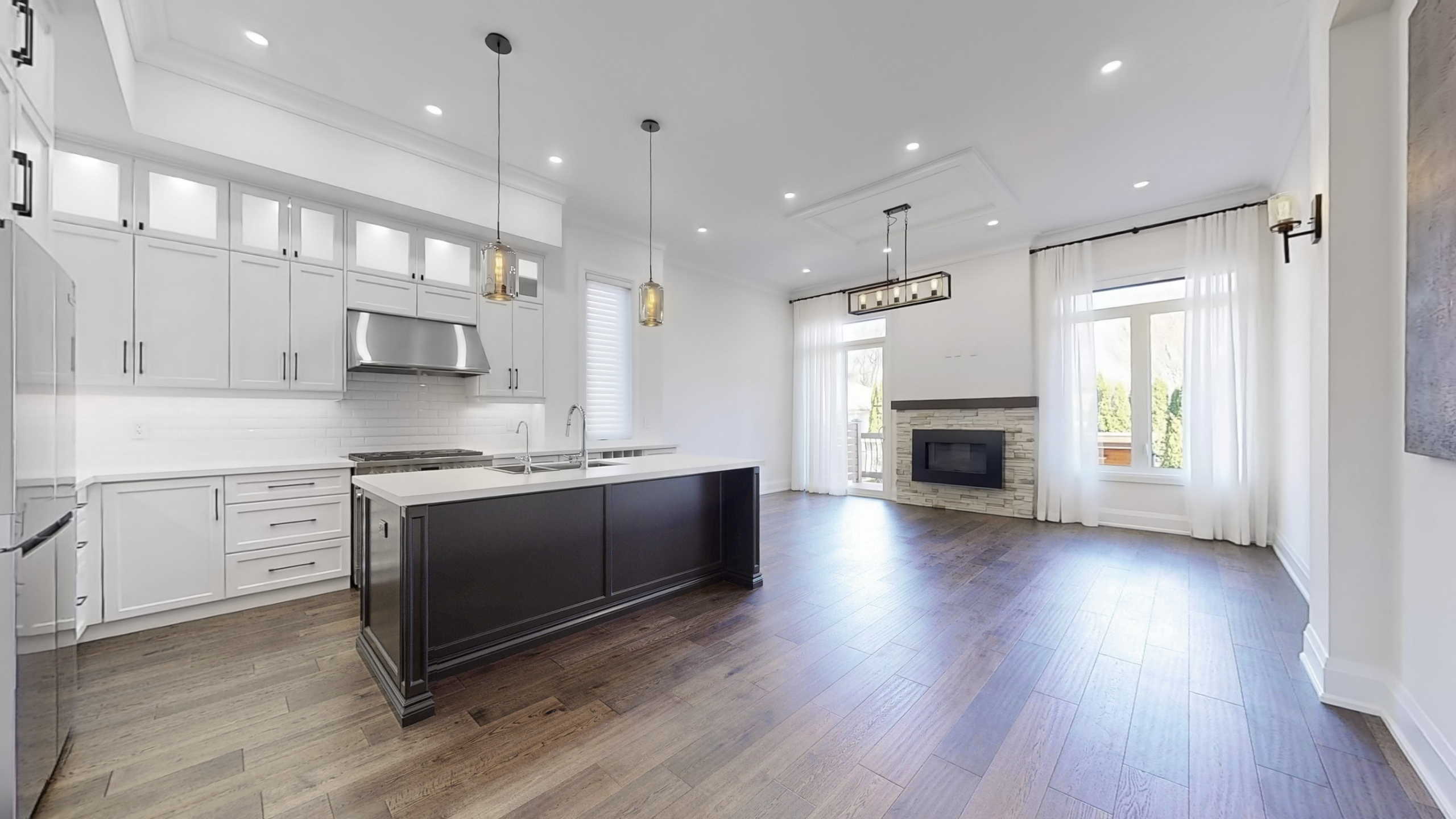 428B Valermo Drive - Main Open Concept Custom Gourmet Kitchen Dining Living with Walk-Out to Deck