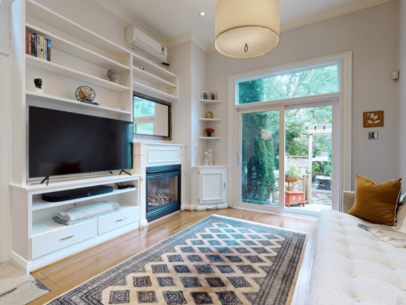 149 Castlefield Ave Toronto | A7RE