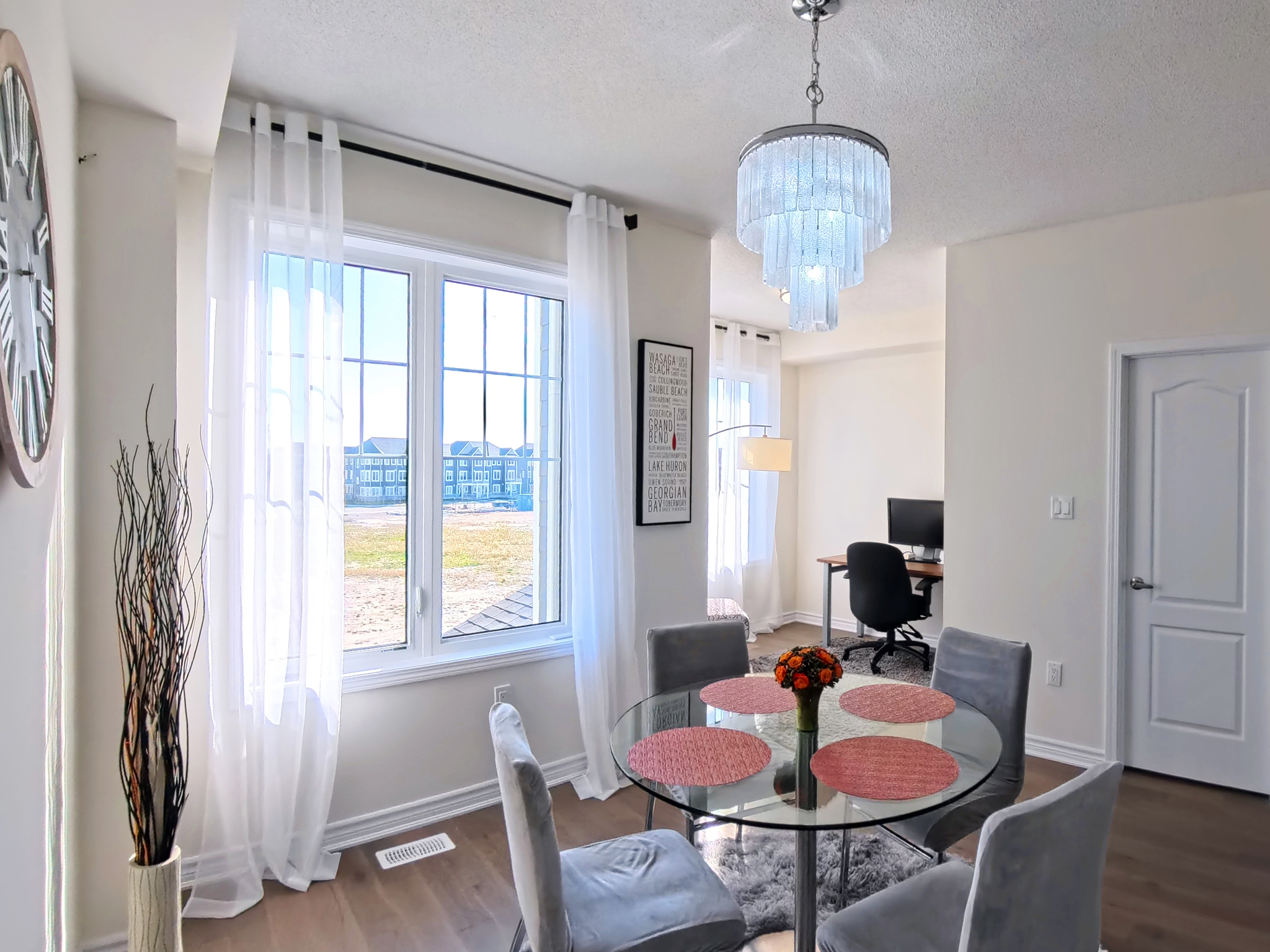 27 Sama Way Wasaga Beach - Breakfast Dining Overlooking Future Park
