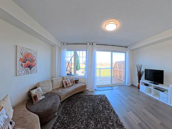27 Sama Way Wasaga Beach - Great Room Open Concept